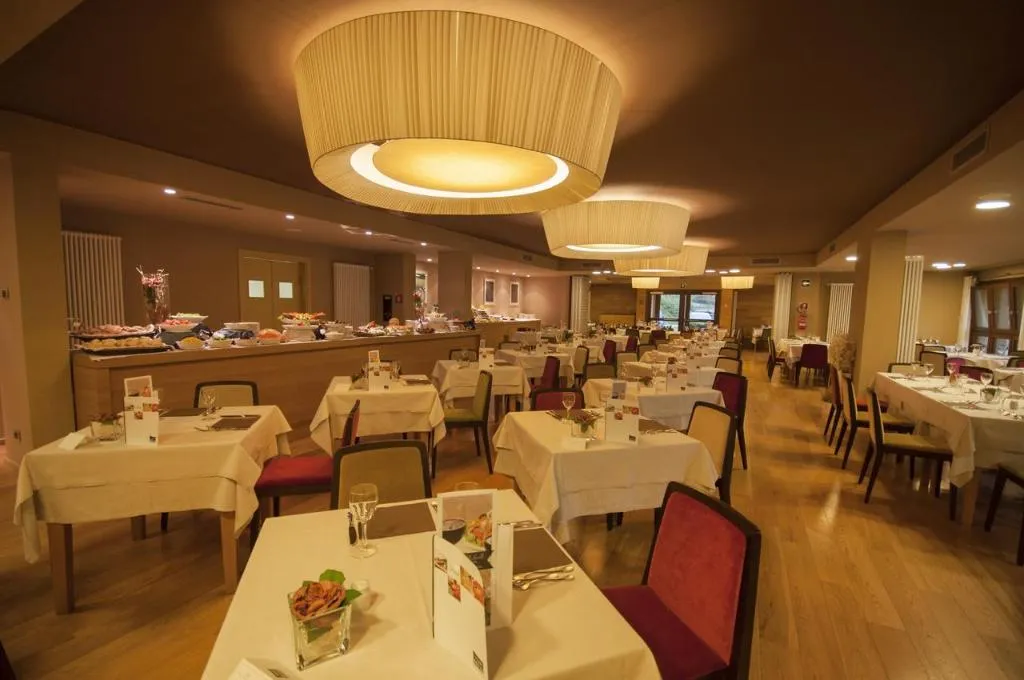 Restaurant, Blu Hotel Acquaseria, Milan