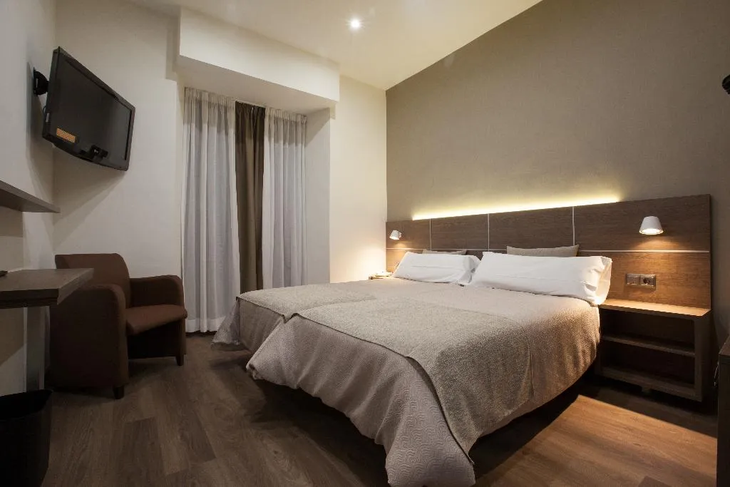 Room, Don Paco, Costa Del Sol