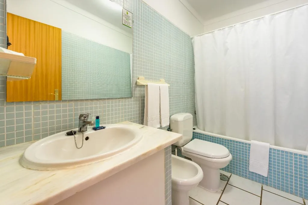 APARTMENT ONE BEDROOM Room, Ouratlantico, Algarve