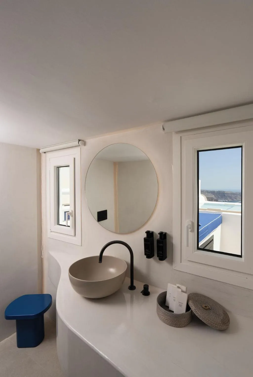 Room, You And Me Suites, Santorini