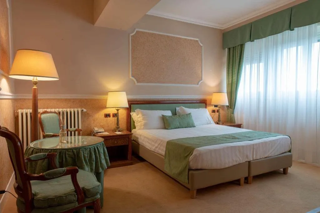 Room, I Palazzi - Palace Grand Hotel Varese, Milan