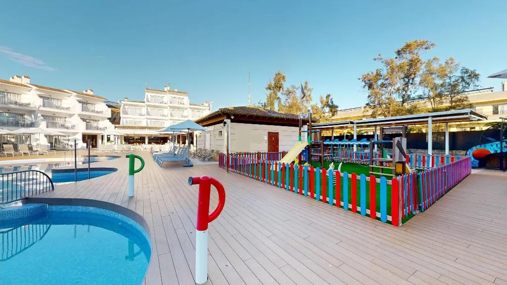 Sports and Entertainment, Playas Cas Saboners, Majorca