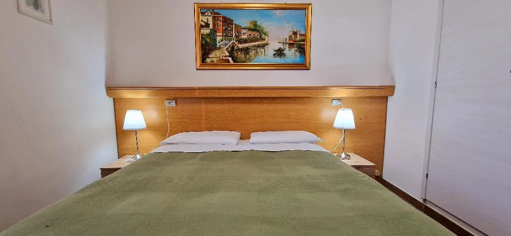 SINGLE CLASSIC Room, Hotel Tito, Venice