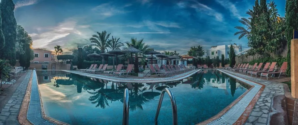 Pool, Playa Ferrera, Majorca