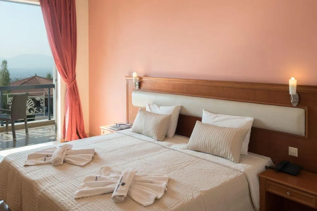 DOUBLE STANDARD Room, Acharnis Kavallari Hotel Suites, Athens