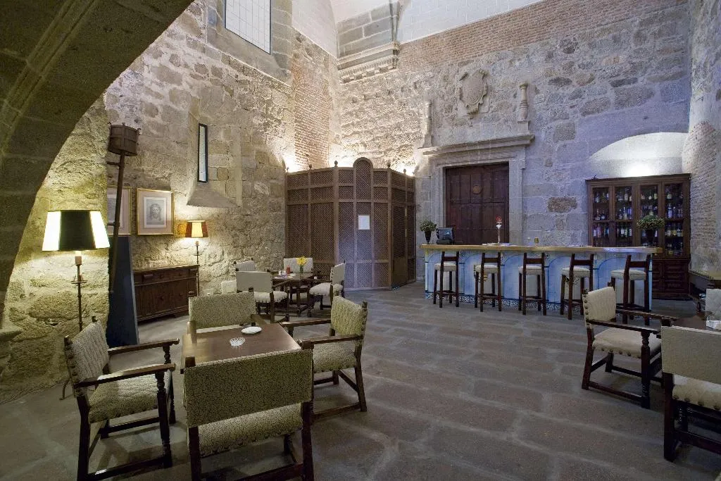 Bar, Parador de Plasencia, Madrid