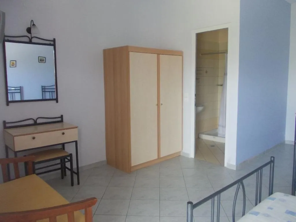 STUDIO STANDARD Room, Vyzantio Apartments, Kefallinia
