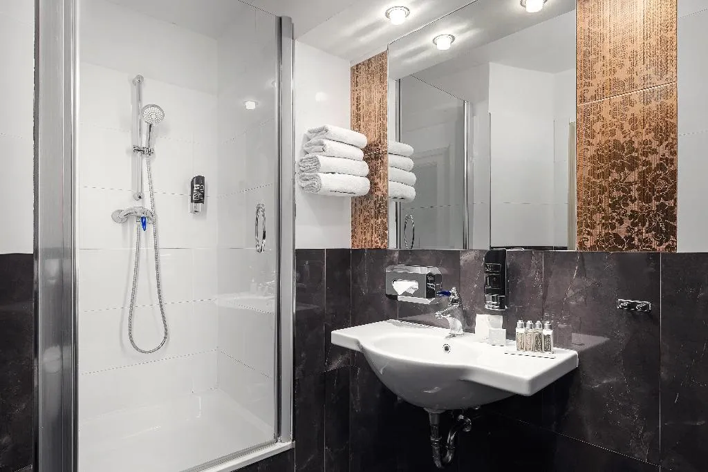SINGLE STANDARD Room, The Charles Hotel, Prague