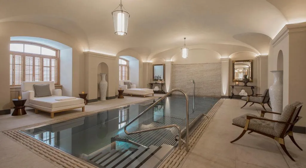 Pool, Four Seasons Hotel Prague, Prague