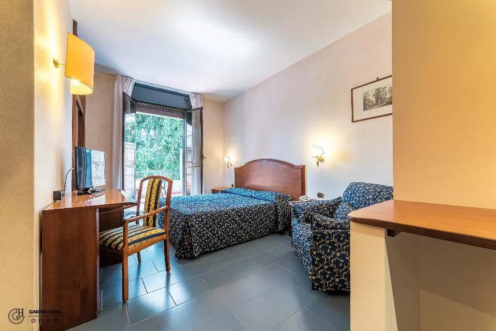 Double or Twin WITH BALCONY Room, Garden Hotel, Umbria