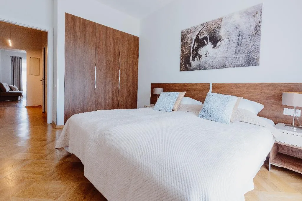 APARTMENT CAPACITY 4 ONE BEDROOM Room, 4Seasons Apartments Cracow, Krakow