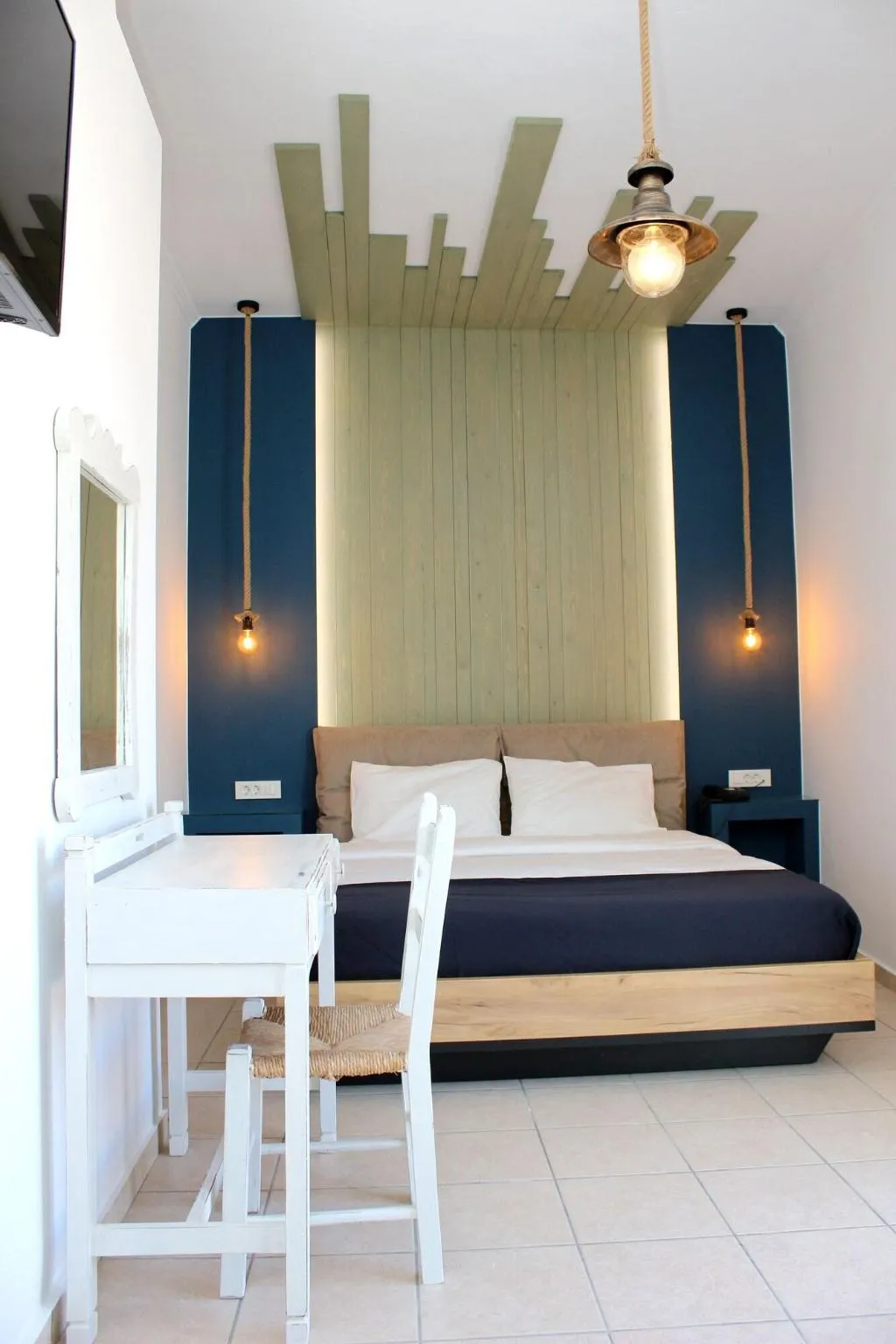 Room, Ikaros Art Hotel, Crete