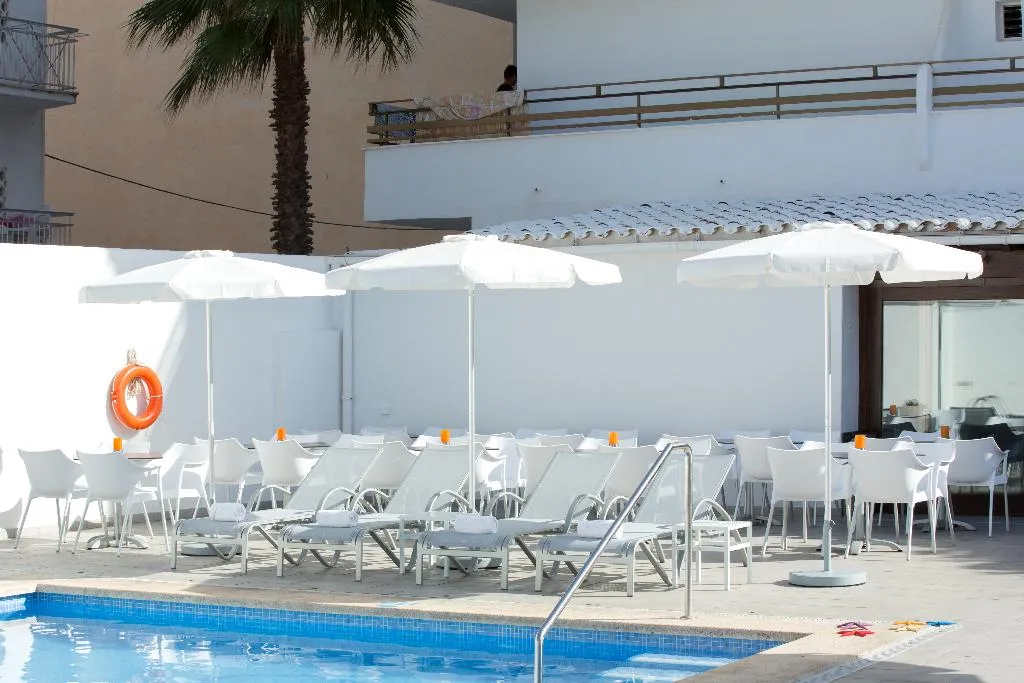 Pool, 07 Colombo, Majorca