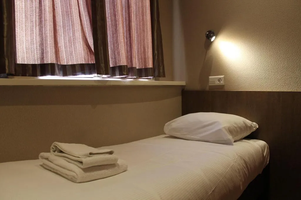 Room, Hotel Blossoms, Amsterdam