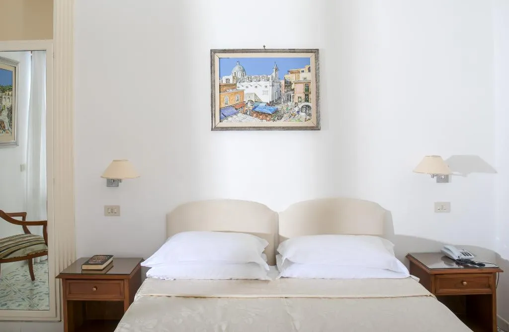 Double or Twin STANDARD Room, Bellavista, Naples