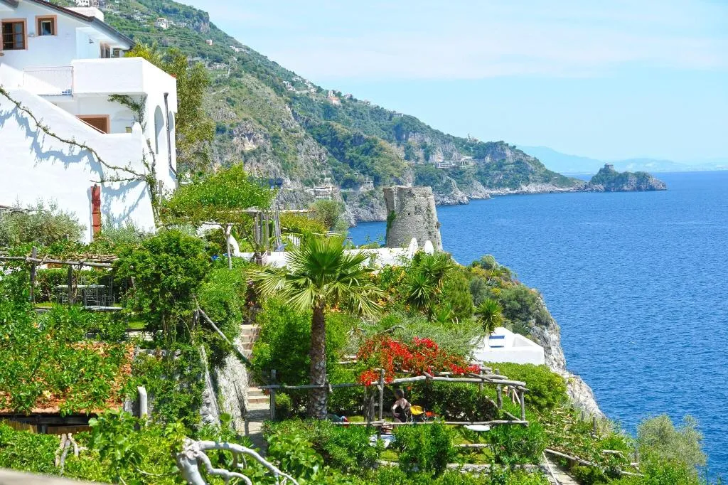 Terrace, Locanda Costa Diva, Naples