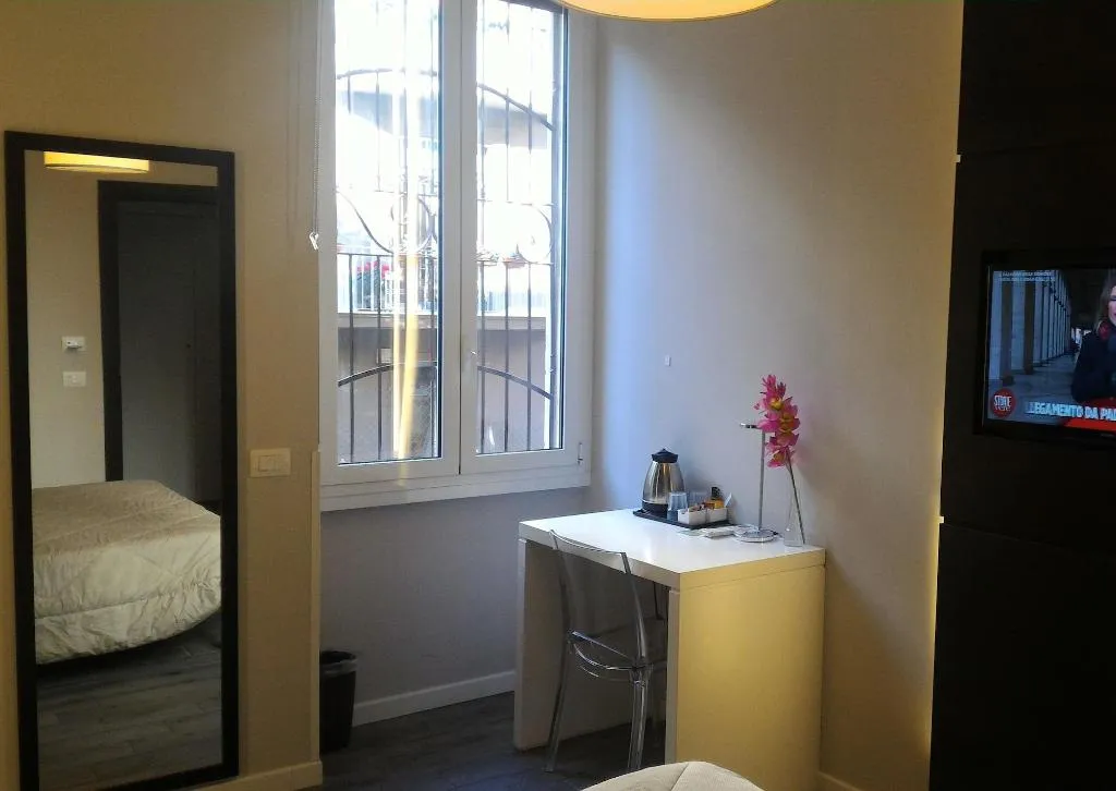 Room, Dea Roma Inn, Rome