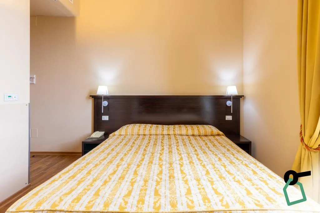 Double or Twin STANDARD Room, Hotiday Cagliari Lungomare, Cagliari