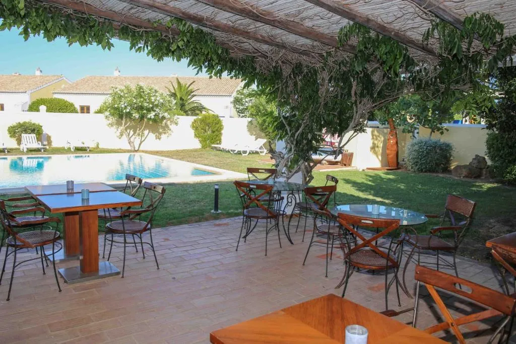 Restaurant, Porto Dona Maria, Algarve