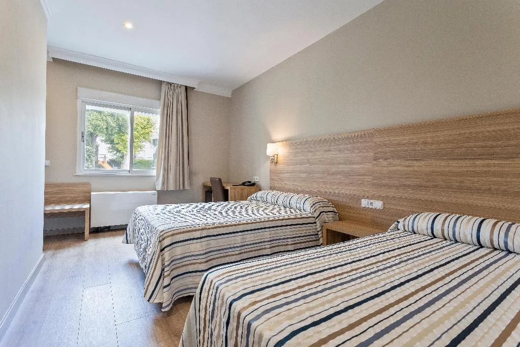 QUADRUPLE STANDARD Room, Best Osuna Madrid Feria, Madrid