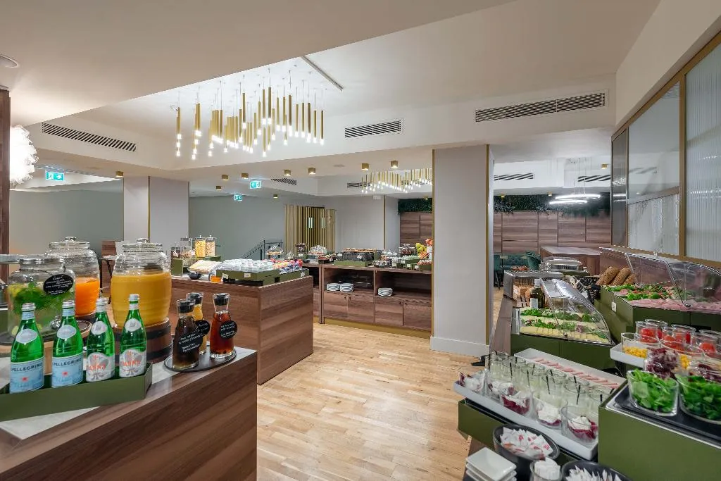 Restaurant, Hotel Tocq, Milan