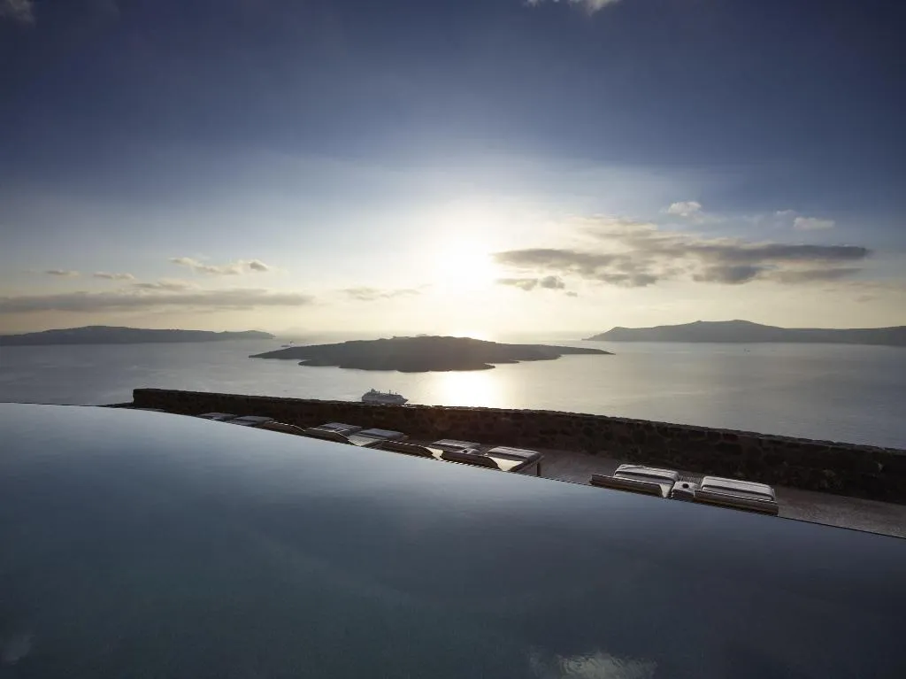 General view, Villa Bordeaux, Santorini