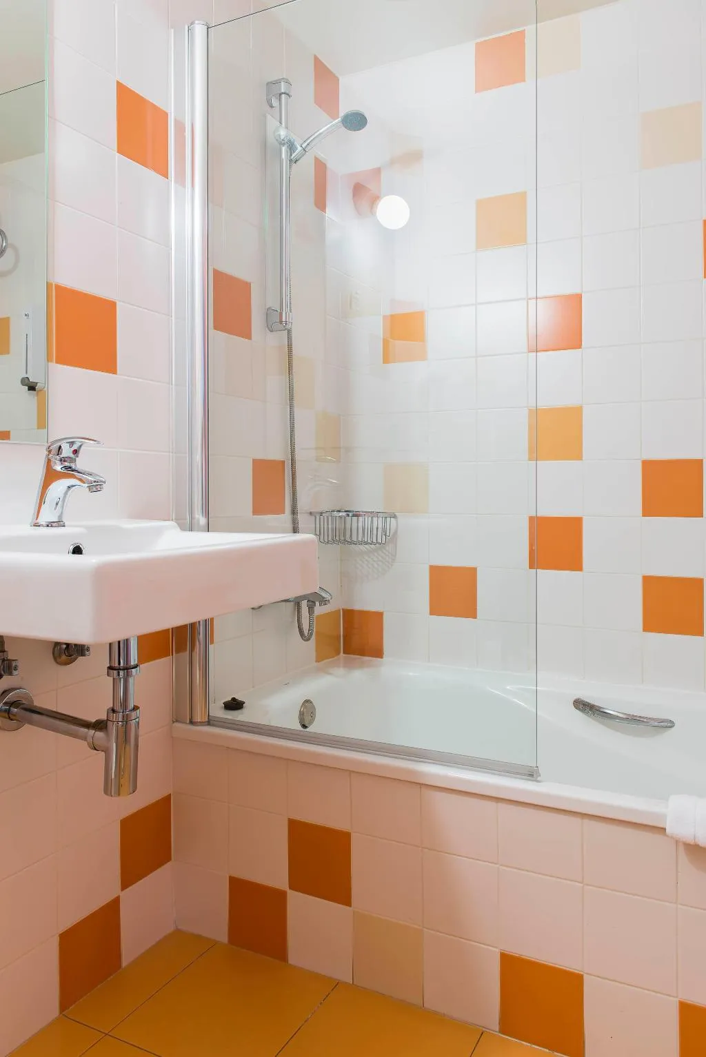 TWIN STANDARD Room, B&B HOTEL Figueres, Costa Brava