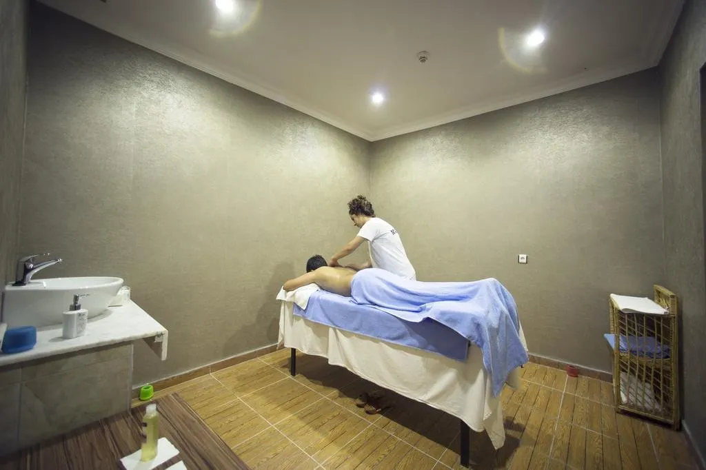 Sports and Entertainment, Le Monde Beach Resort & Spa, Izmir