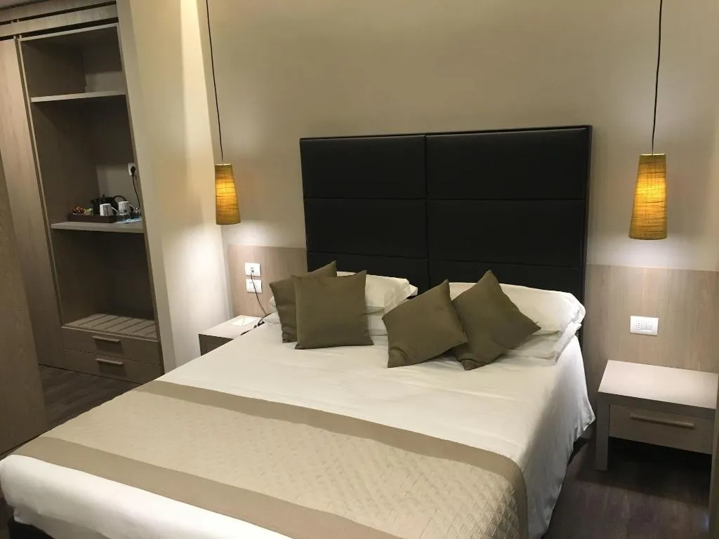 DOUBLE SINGLE USE STANDARD Room, Principe Palace, Venice