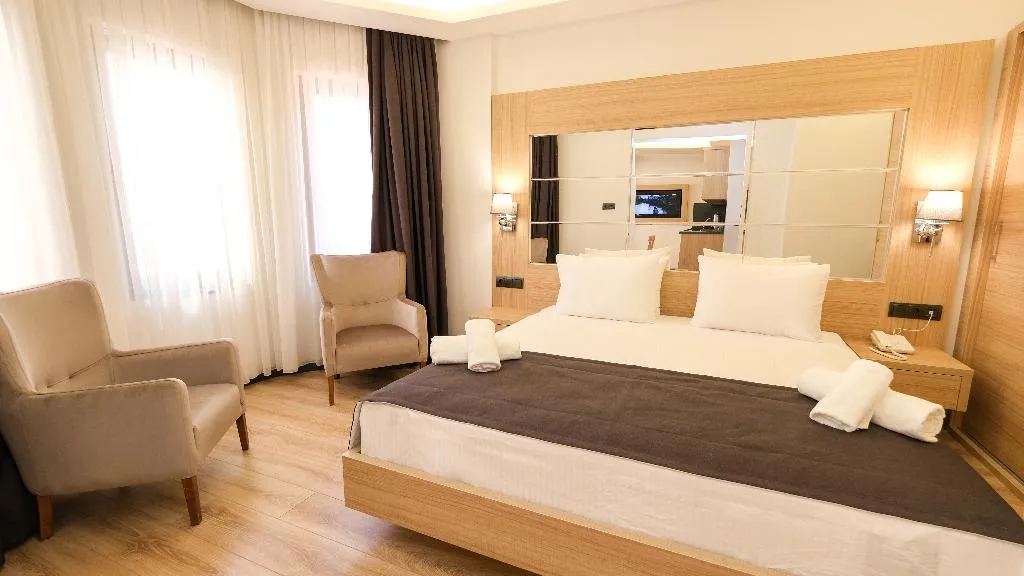 Double or Twin SUPERIOR ONE BEDROOM Room, Alesta Seaside Residence, Dalaman