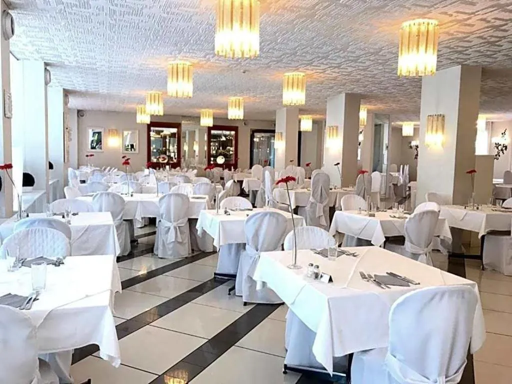 General view, Hotel La Perla, Milan