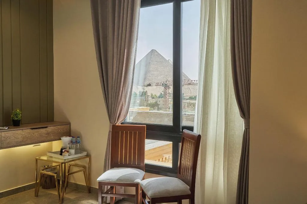 Room, Pyramids Secret Hotel, Cairo