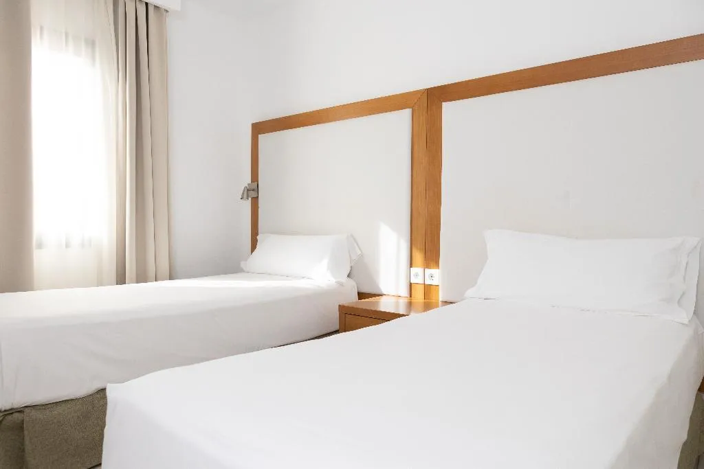 APARTMENT CAPACITY 5 Room, Apartamentos Hesperia Bristol Playa, Fuerteventura