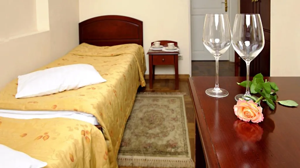 TWIN STANDARD Room, Aparthotel Karmel, Krakow