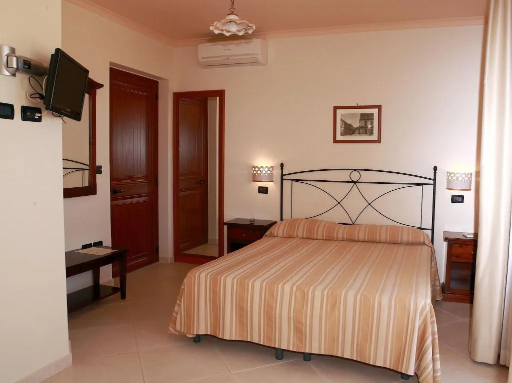 Room, B&B Villa Cristina, Taormina