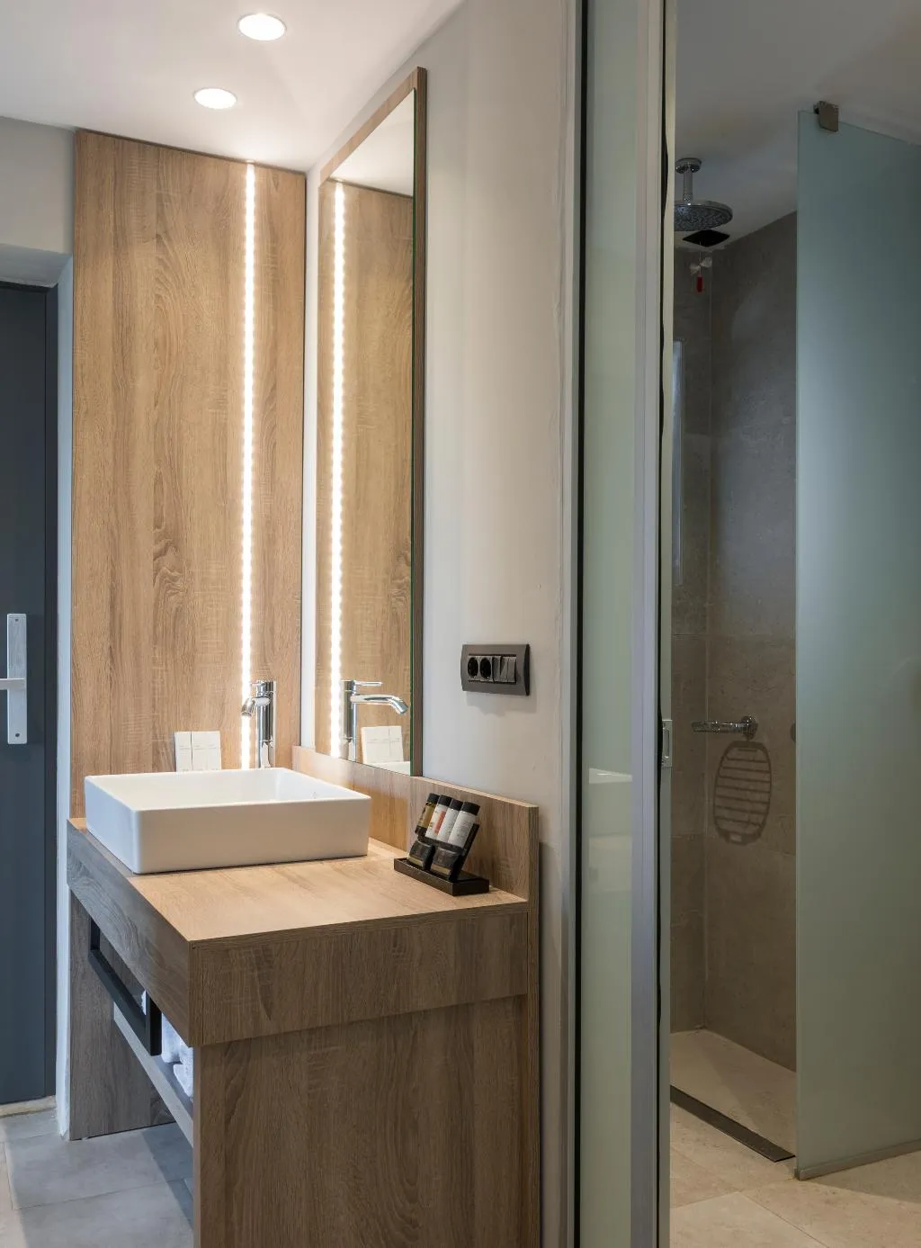 SUITE WITH JACUZZI Room, Mare Village Hotel, Crete