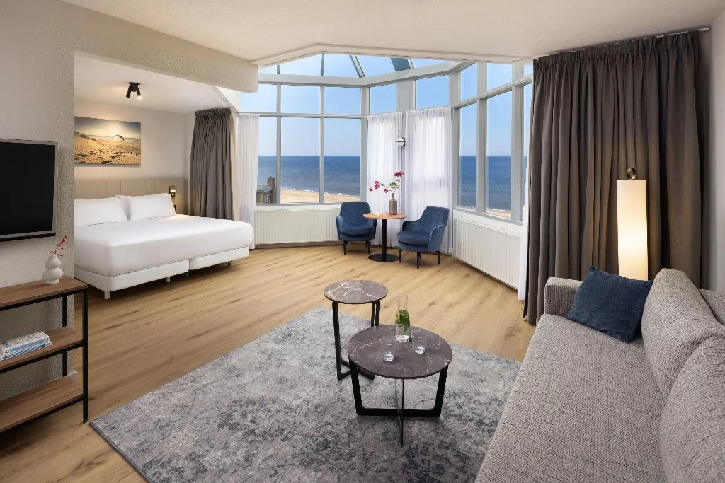 FAMILY ROOM STANDARD Room, NH Zandvoort, Amsterdam