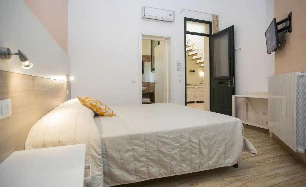 Room, Trapani Home, Palermo