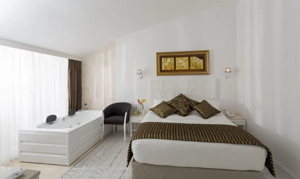 JUNIOR SUITE STANDARD Room, Wise Hotel & Spa Adults Only, Antalya