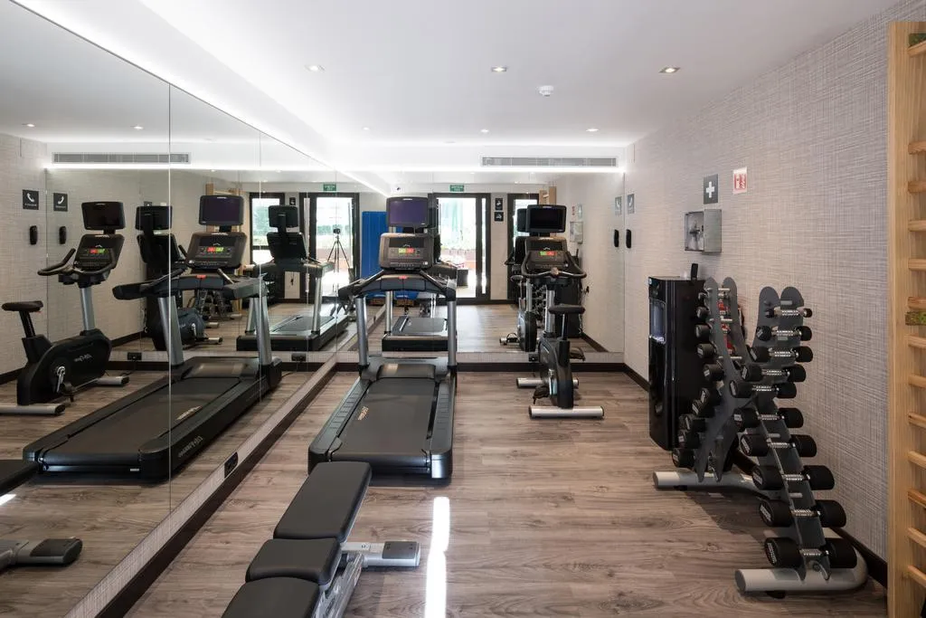 Sports and Entertainment, The Moods Oasis, Barcelona