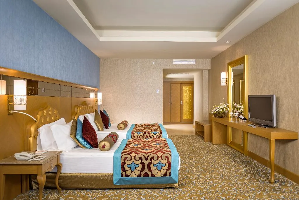 SUITE DELUXE LAND VIEW Room, Royal Holiday Palace, Antalya