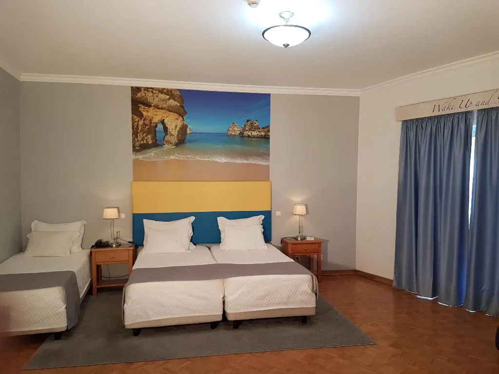 TRIPLE CLASSIC Room, Hotel Maritur - Adults Only by Pierre & Vacances, Algarve