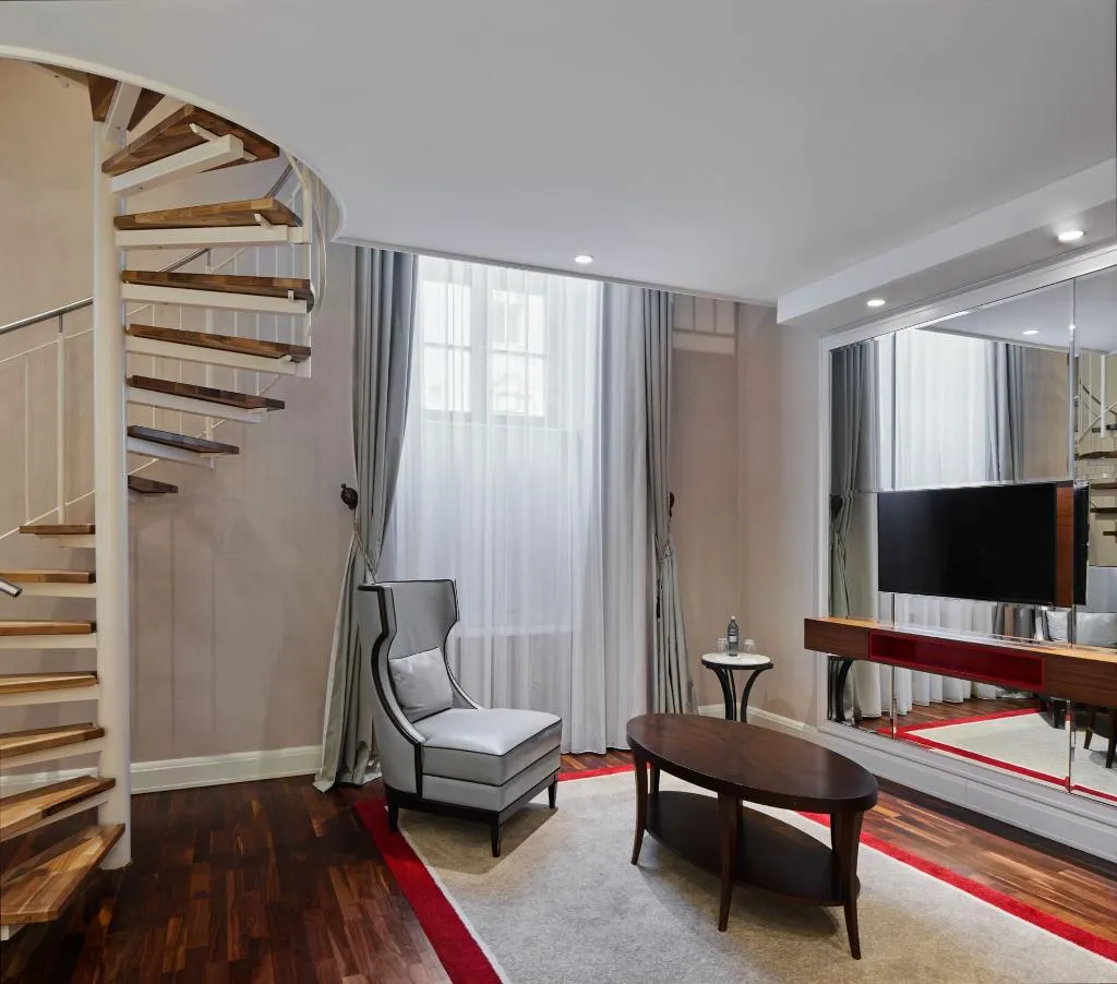 SUITE DUPLEX Room, Titanic Gendarmenmarkt Berlin, Berlin