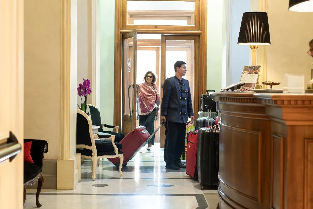 Lobby, Hotel Alpi, Rome