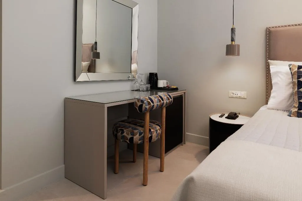 DOUBLE DELUXE SEA VIEW Room, Rodostamo Hotel & Spa, Corfu
