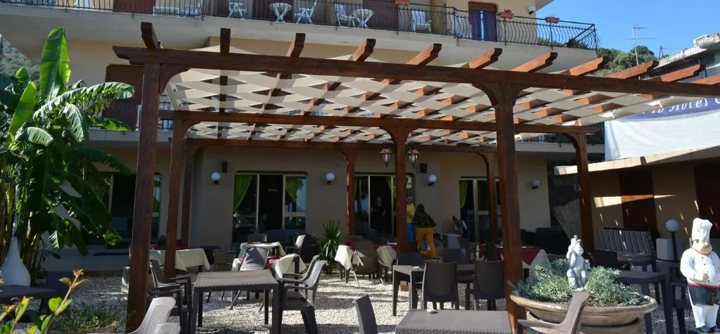 Restaurant, Chrismare, Taormina