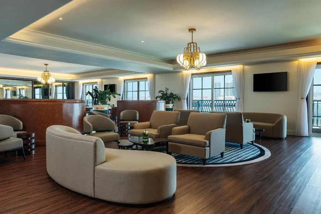 DOUBLE CLUB WITH VIEWS Room, Westin Mina Seyahi Beach Resort & Marina, Dubai
