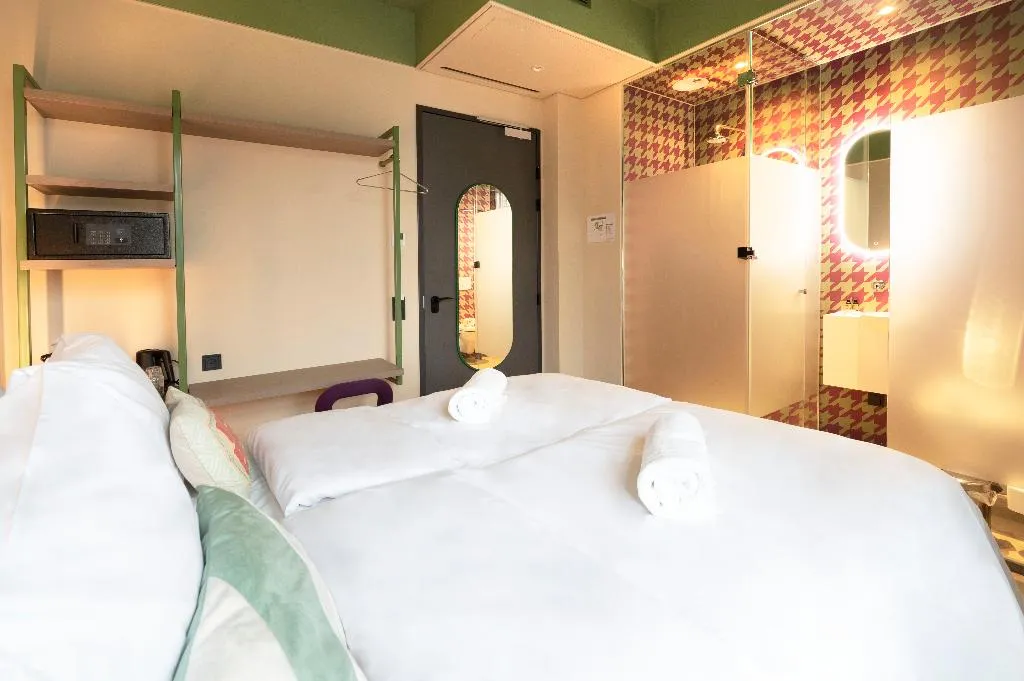 Double or Twin DELUXE Room, City Hotel Rembrandt Square, Amsterdam