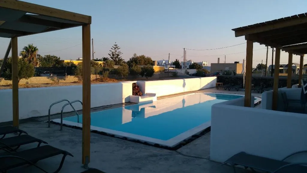Sports and Entertainment, Daylight, Santorini