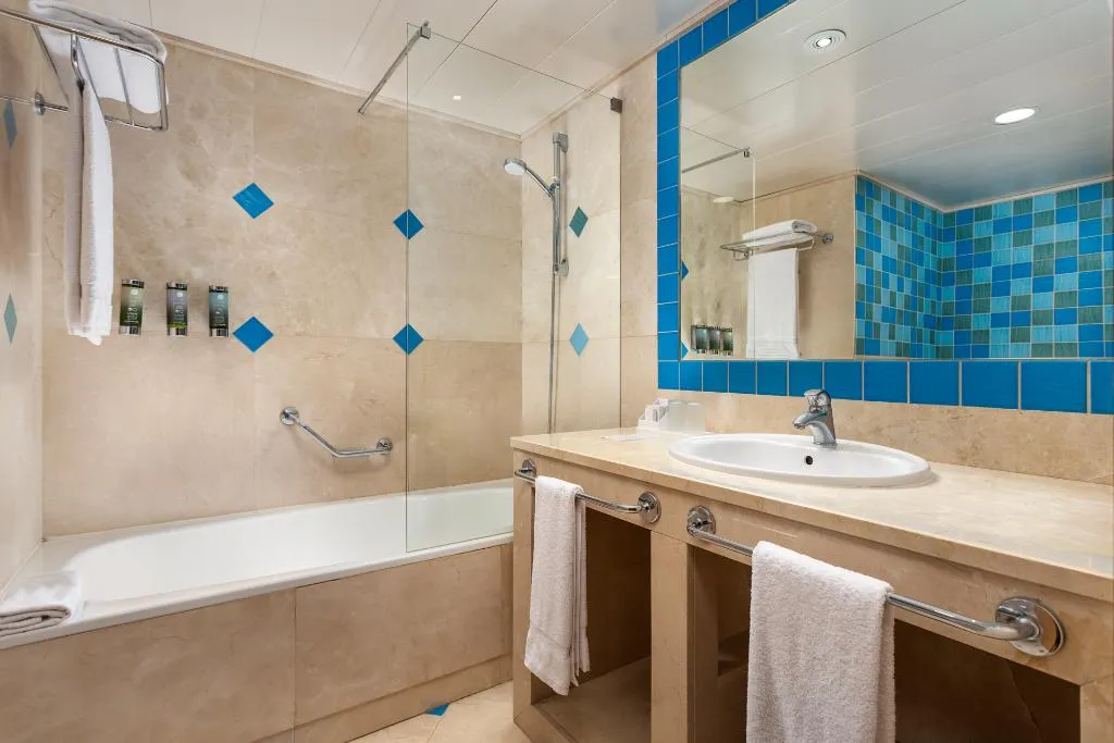 Double or Twin CLASSIC RESORT VIEW Room, Grande Real Santa Eulalia Resort & Hotel Spa, Algarve
